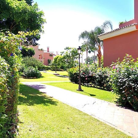 Apartamento Entre Marbella Y Estepona Exterior photo