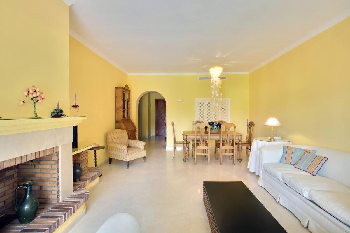 Apartamento Entre Marbella Y Estepona Exterior photo