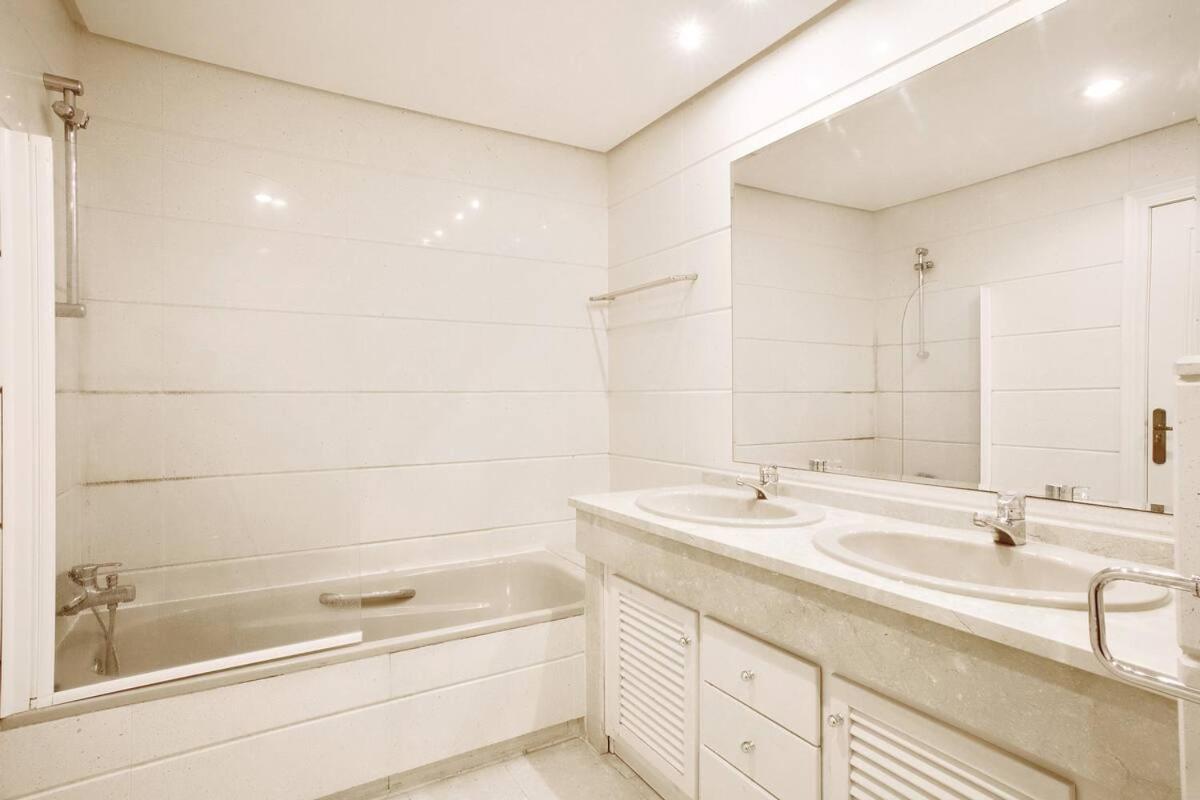 Apartamento Entre Marbella Y Estepona Exterior photo