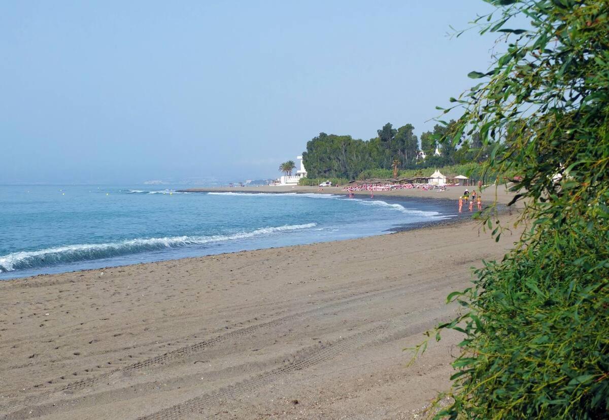 Apartamento Entre Marbella Y Estepona Exterior photo